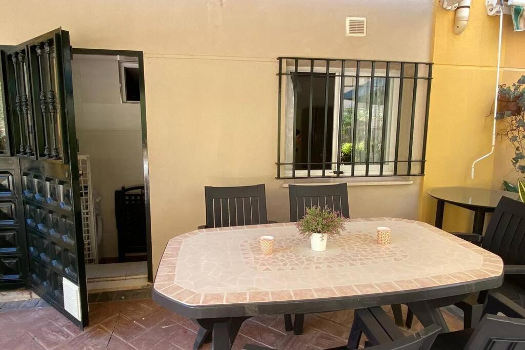 Apartamento Gloria 2 Malaga Exterior photo